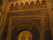 09 Complicated geometric patterns on the door entrance.jpg
